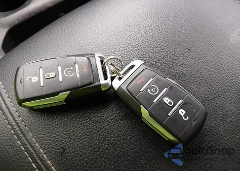 2021 Ram 1500 Big Horn 4X4 6'4 Box from USA, damaged, VIN 1C6SRFMTXMN556189